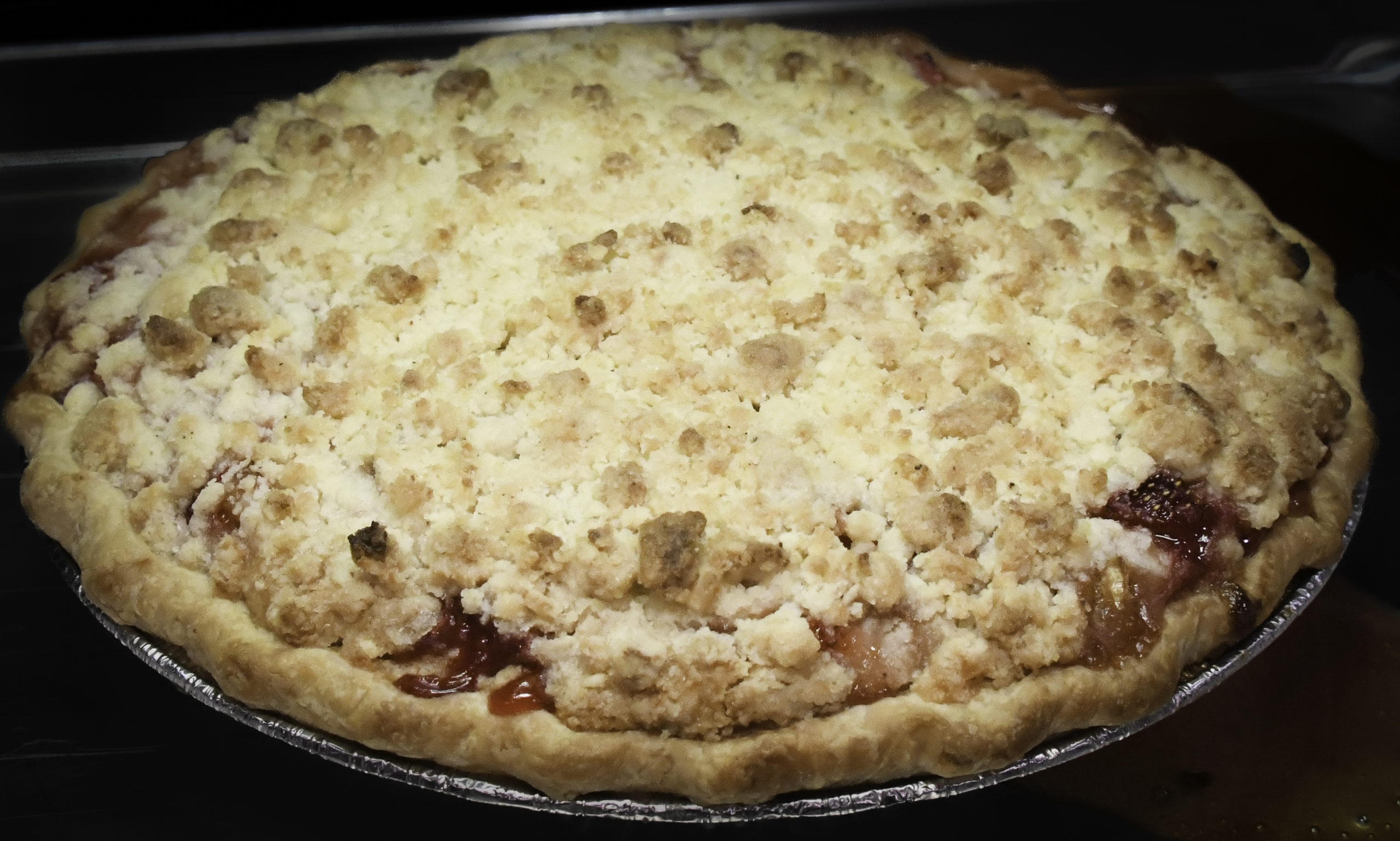 Rhubarb Strawberry Pie w/Streusel Topping